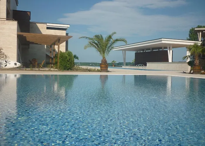 Apolonia Apartments