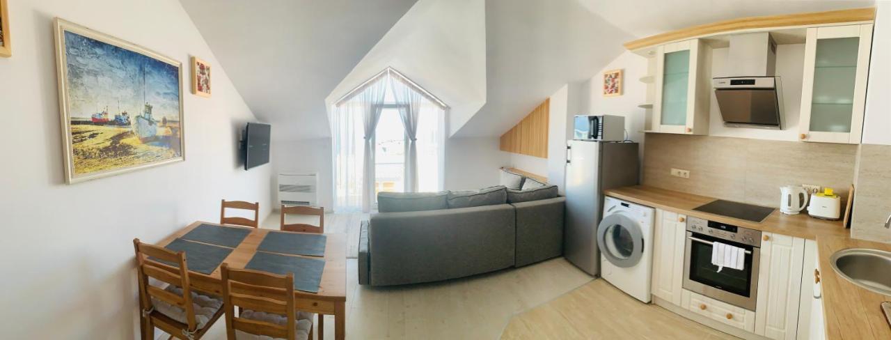 Apolonia Apartament