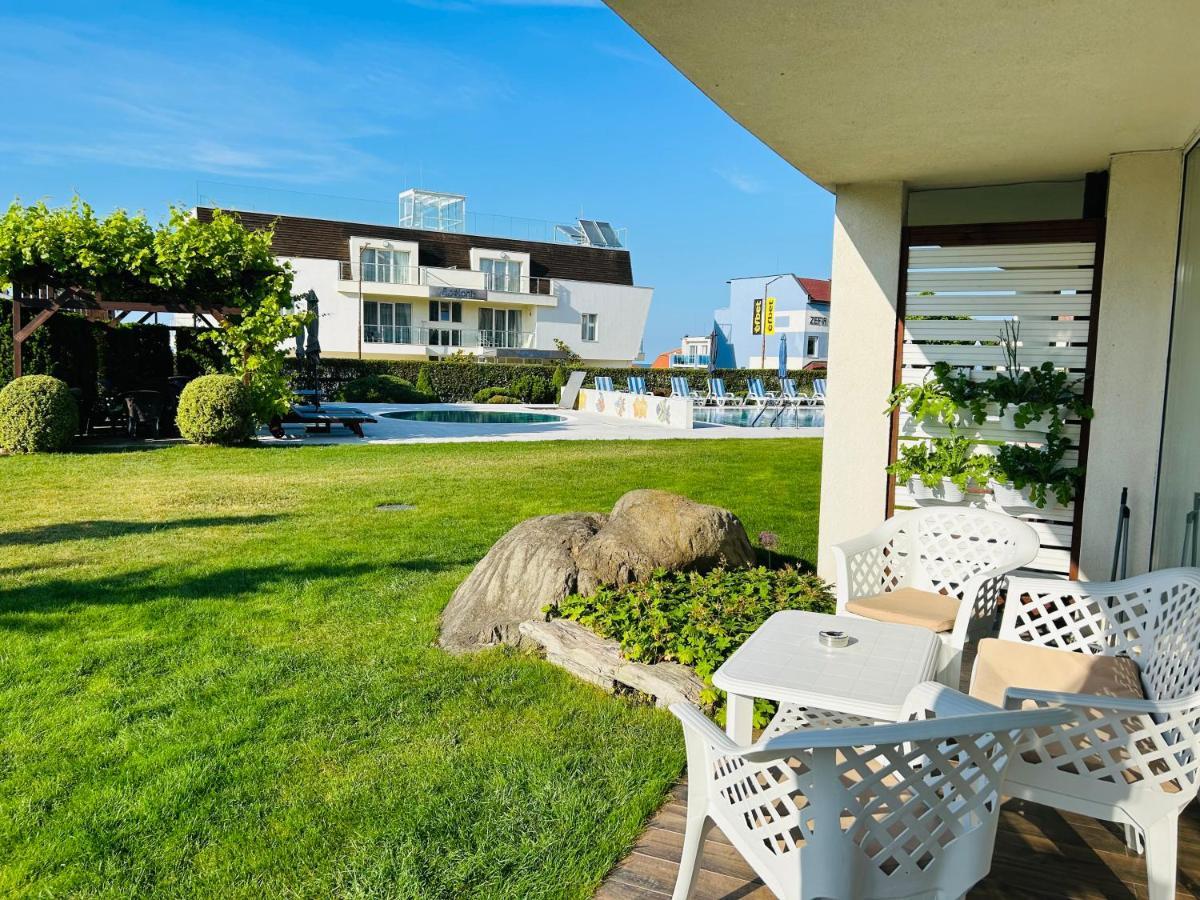 Apolonia Apartament *