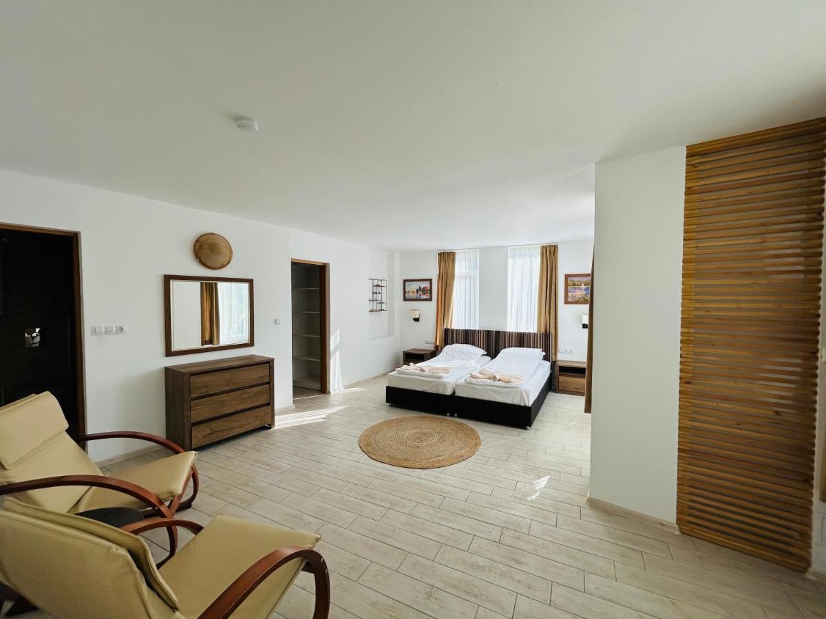 Apartament Apolonia *